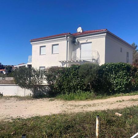 Cozy Apartment Rosmarin With A Sea View Krk Town Exterior foto